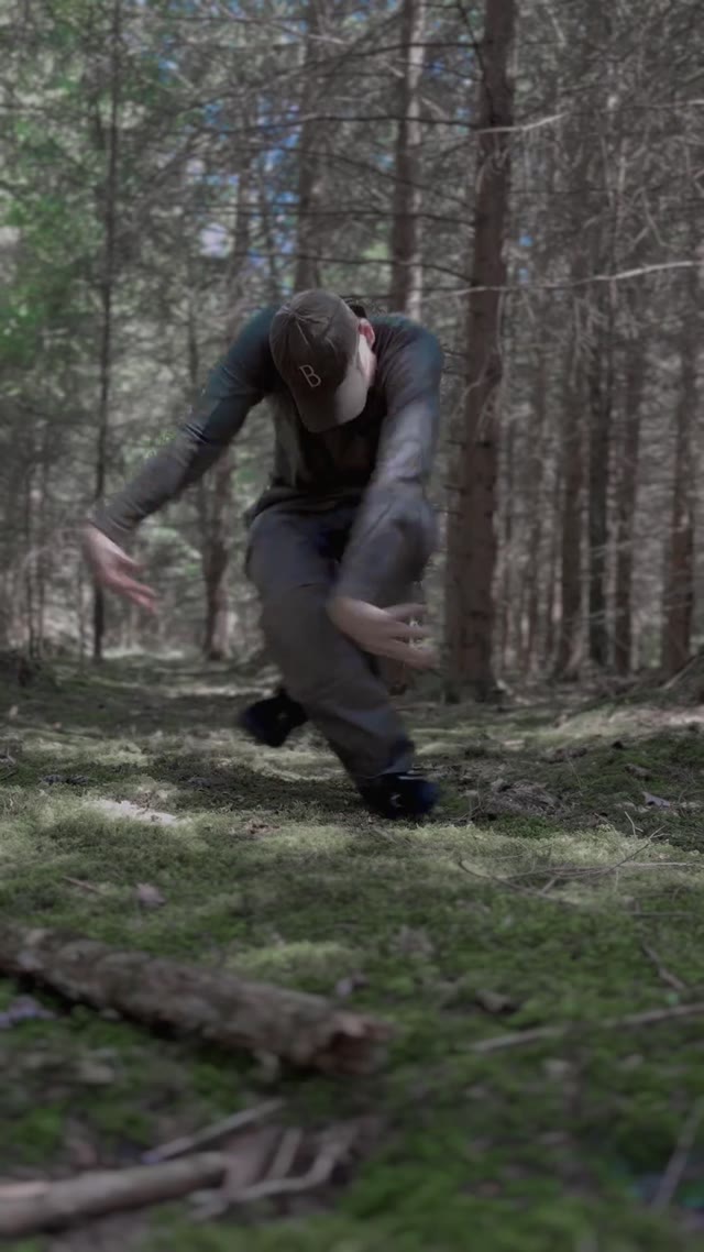 Guy dancing green screen