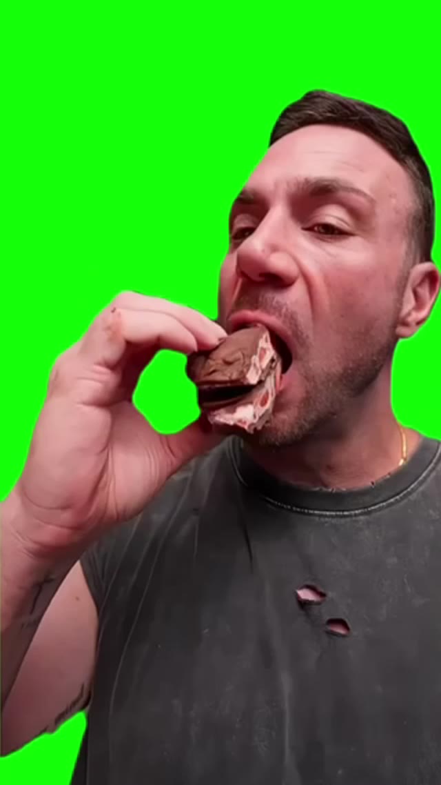 Holy shit thats Good green screen